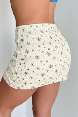 Caught A Vibe Ditsy Floral Mini Skirt (Cream)