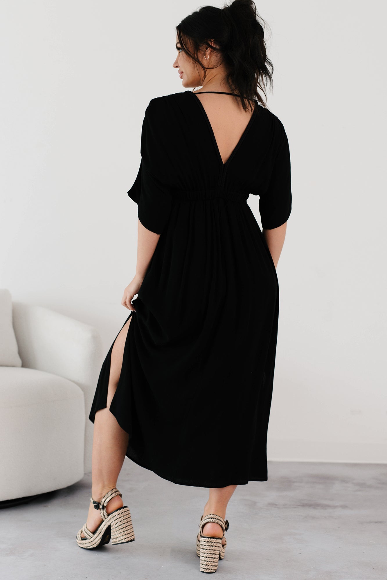 Loose and Free V Neck Maxi Dress (Black)