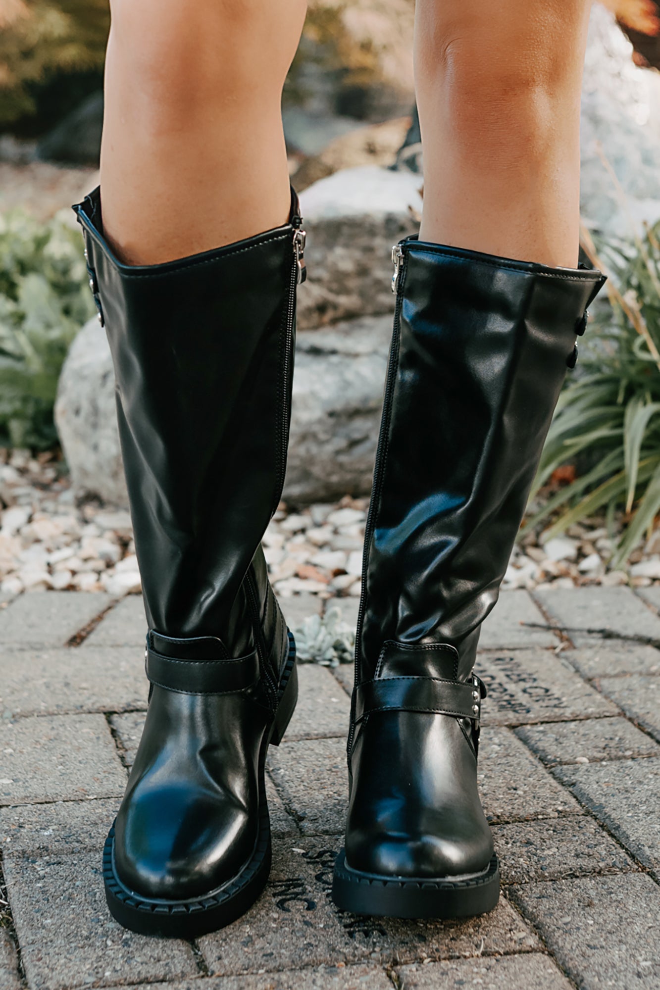 Signature Strides Platform Buckle Boots (Black)