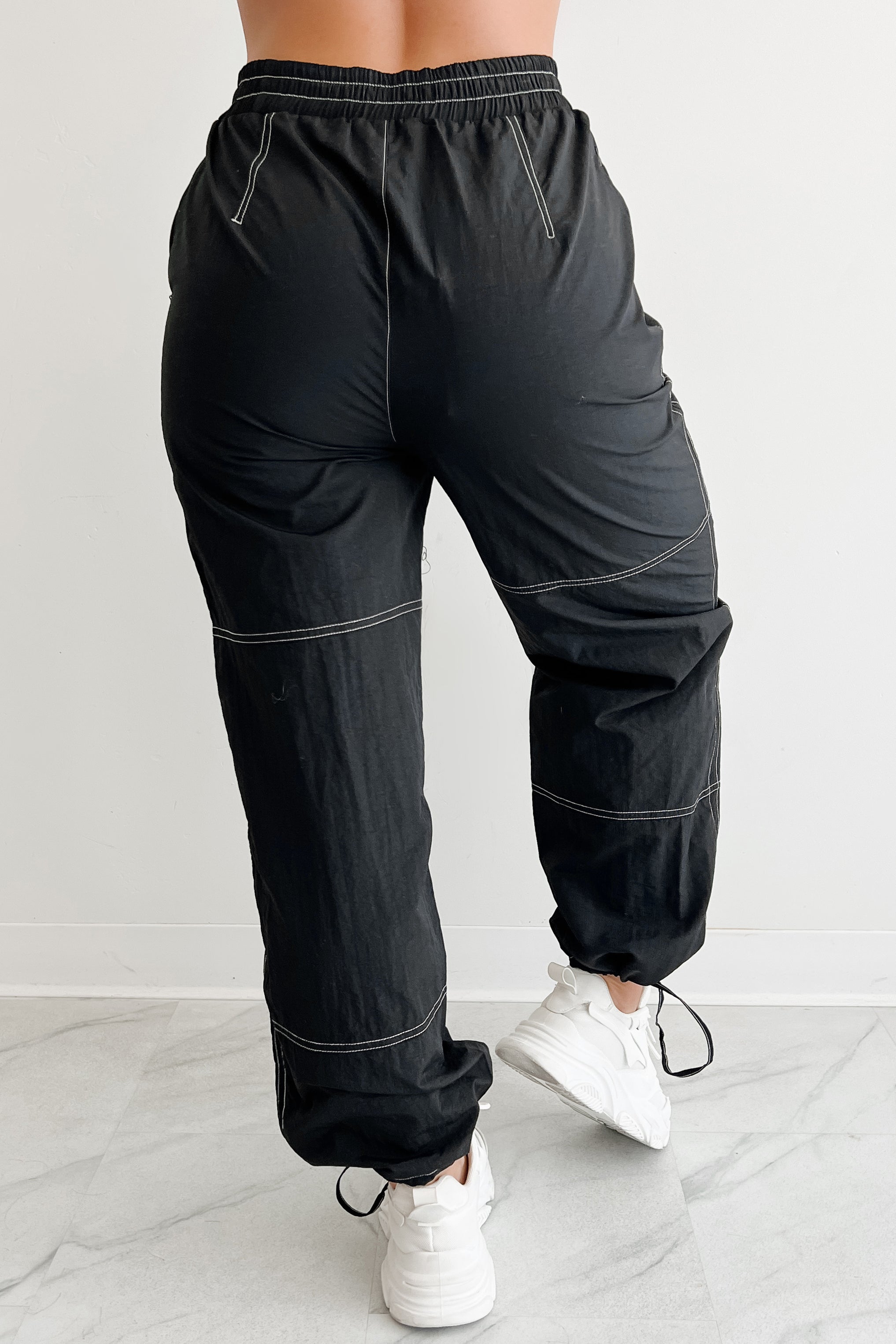 No Plot Needed Parachute Jogger Pants (Black)