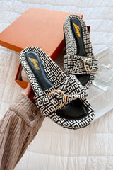 Meandering The Boardwalk Slip On Sandals (Black/White)