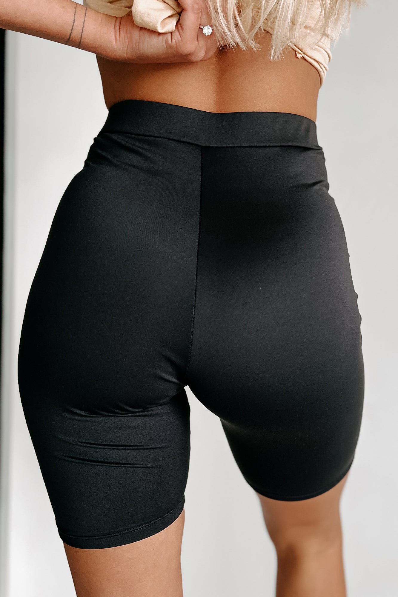 Hustle For The Muscle High Waist Biker Shorts (Black)