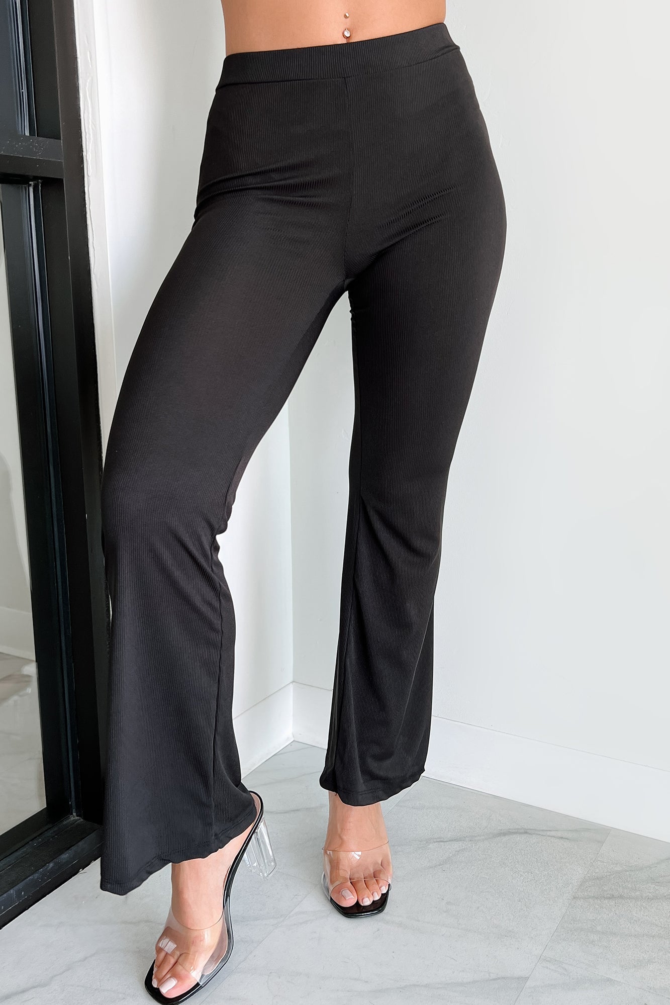 Coasting Along Ribbed Flare Leggings (Black)