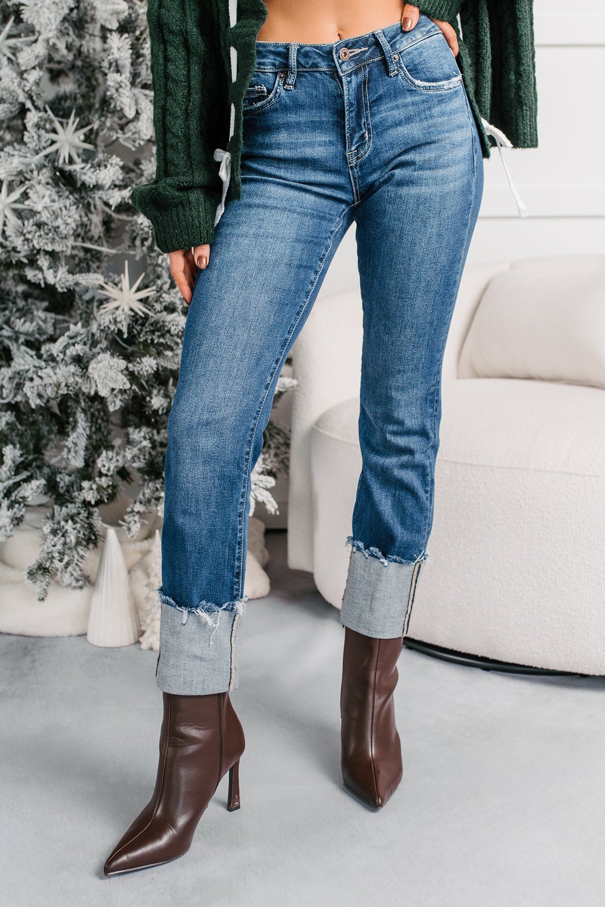 Ava Straight Leg Cuffed Mica Denim Jeans (Dark)