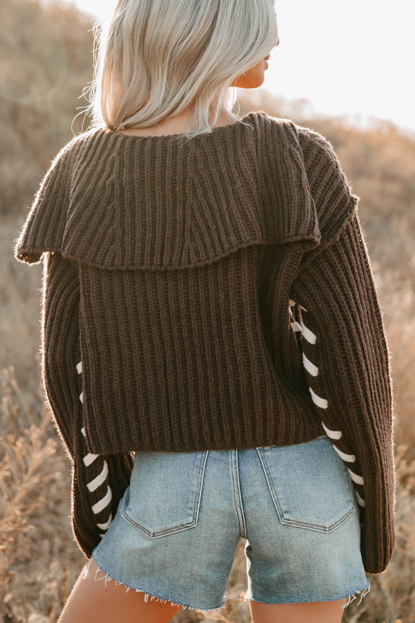 Fading Embers Stitch Sleeve Cardigan (Chocolate)