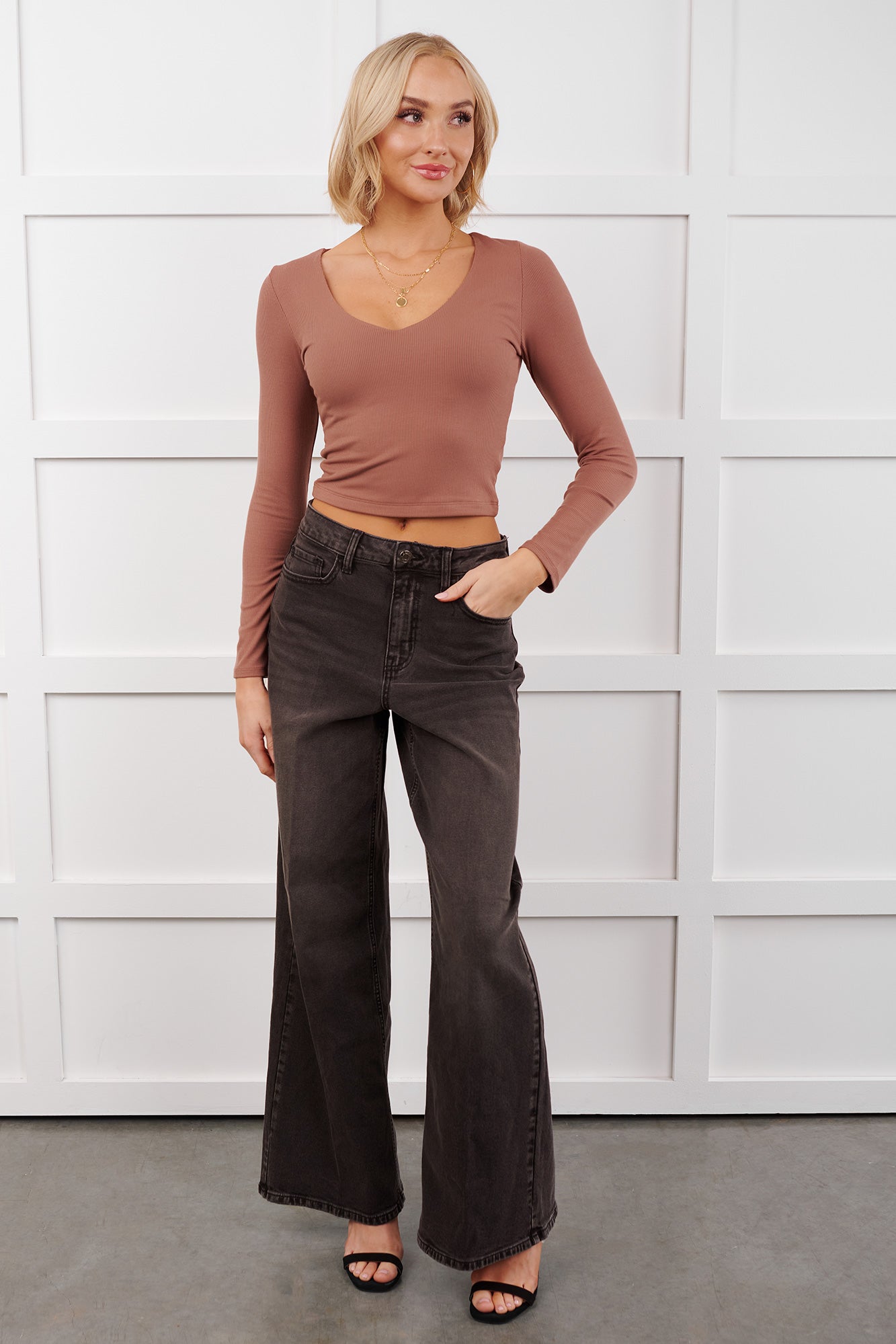 Daily Rhythm Long Sleeve V Neck Crop Top (Mocha)