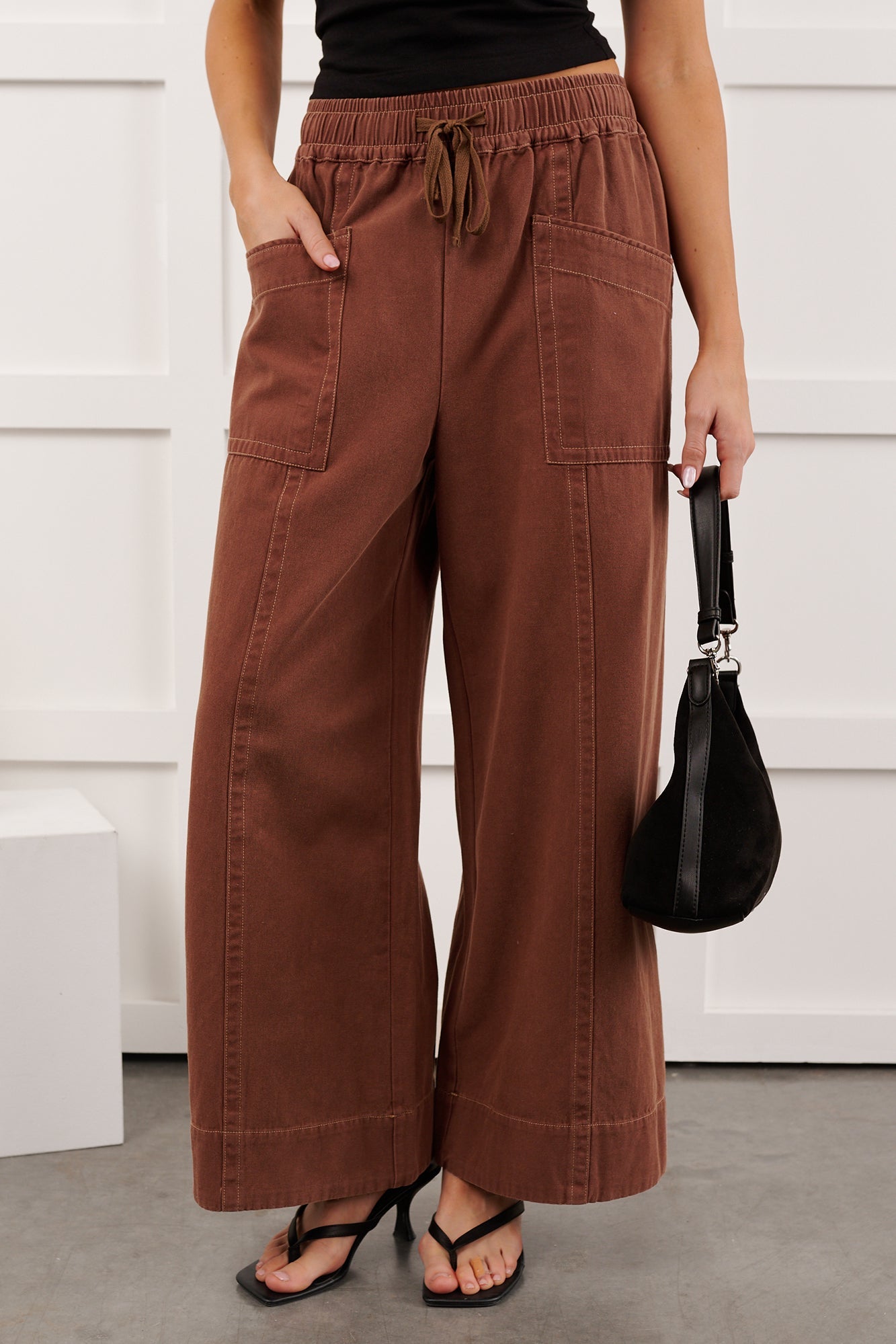 Hurley High Rise Wide Leg Mitto Shop Pants (Cocoa)