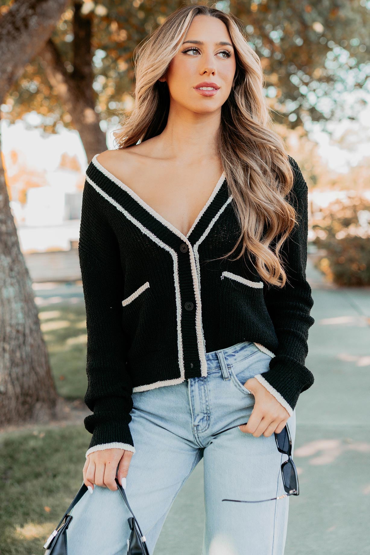 Comfort Current Contrast Button-Up Cardigan (Black)