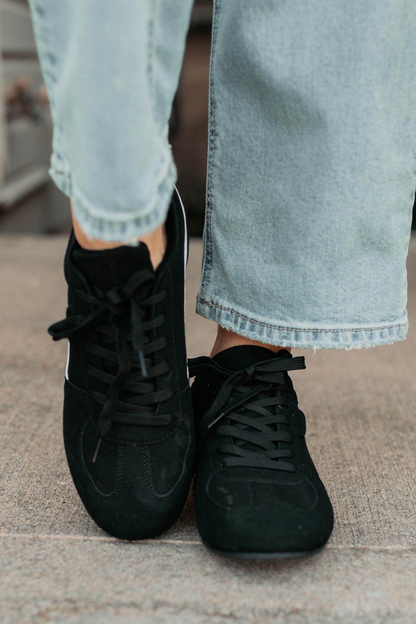 Endurance Edge Lace-Up Faux Suede Sneakers (Black)