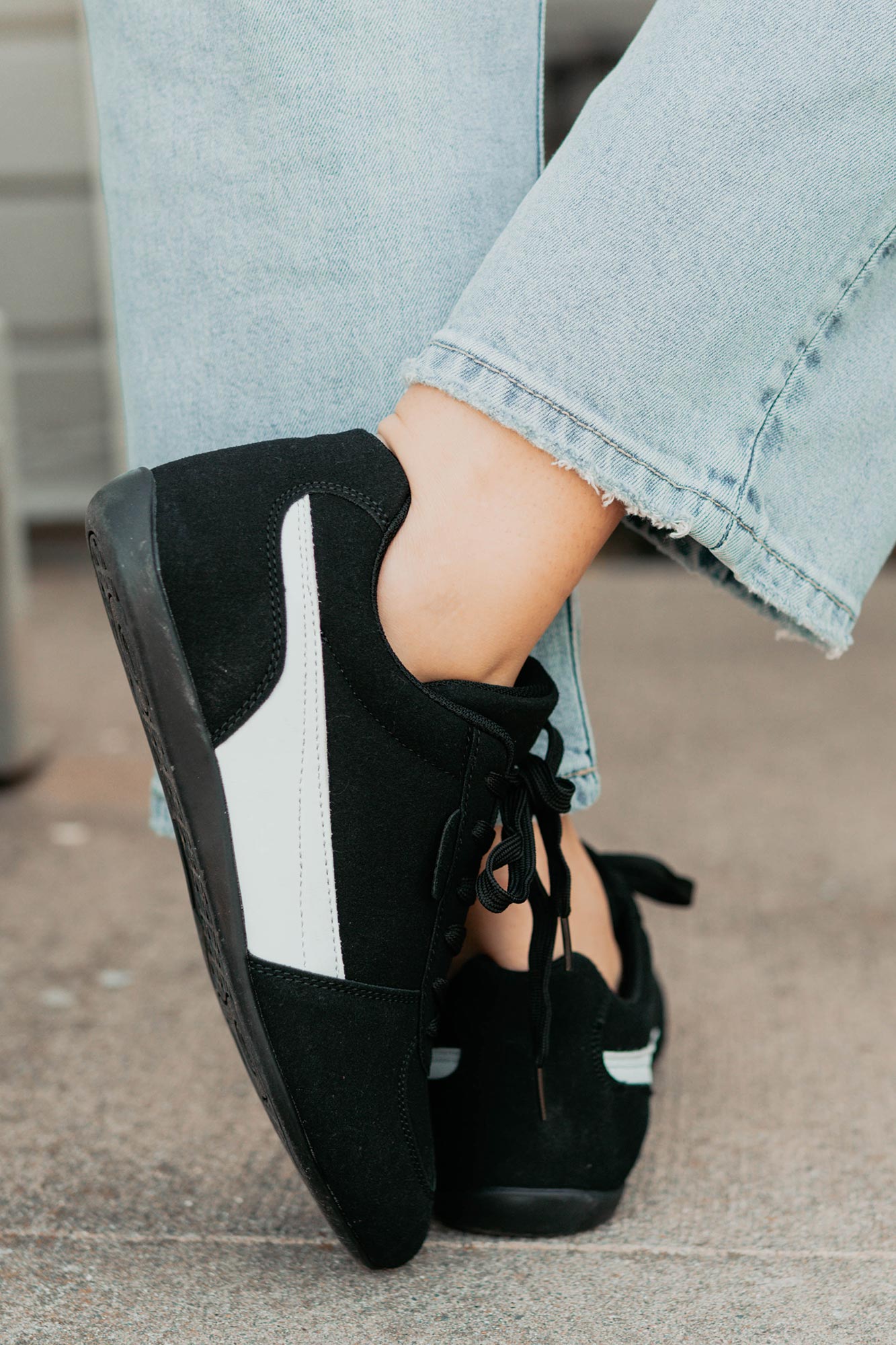 Endurance Edge Lace-Up Faux Suede Sneakers (Black)