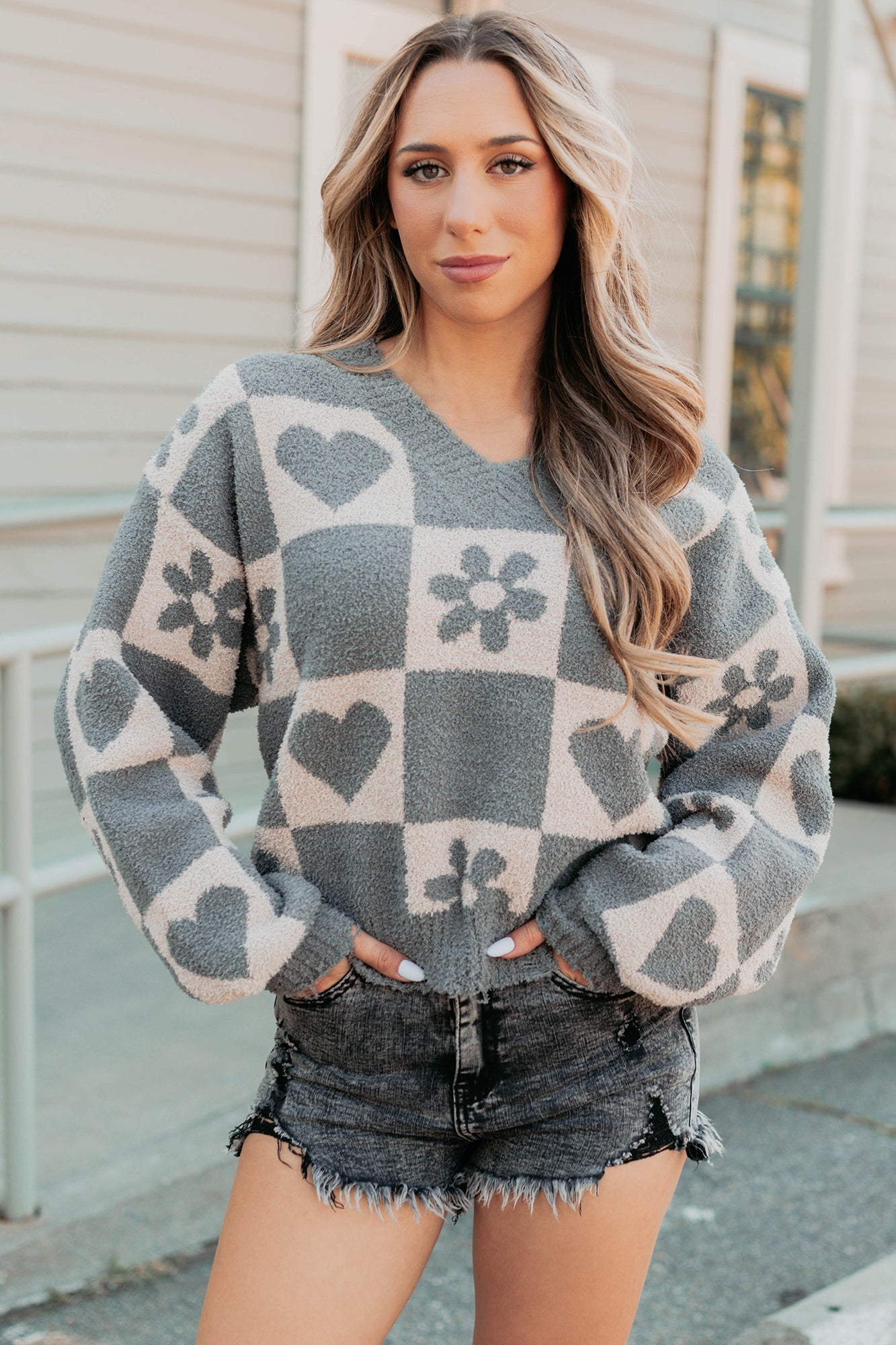 Dream Core Floral Checkered POL Sweater (Grey/Beige)