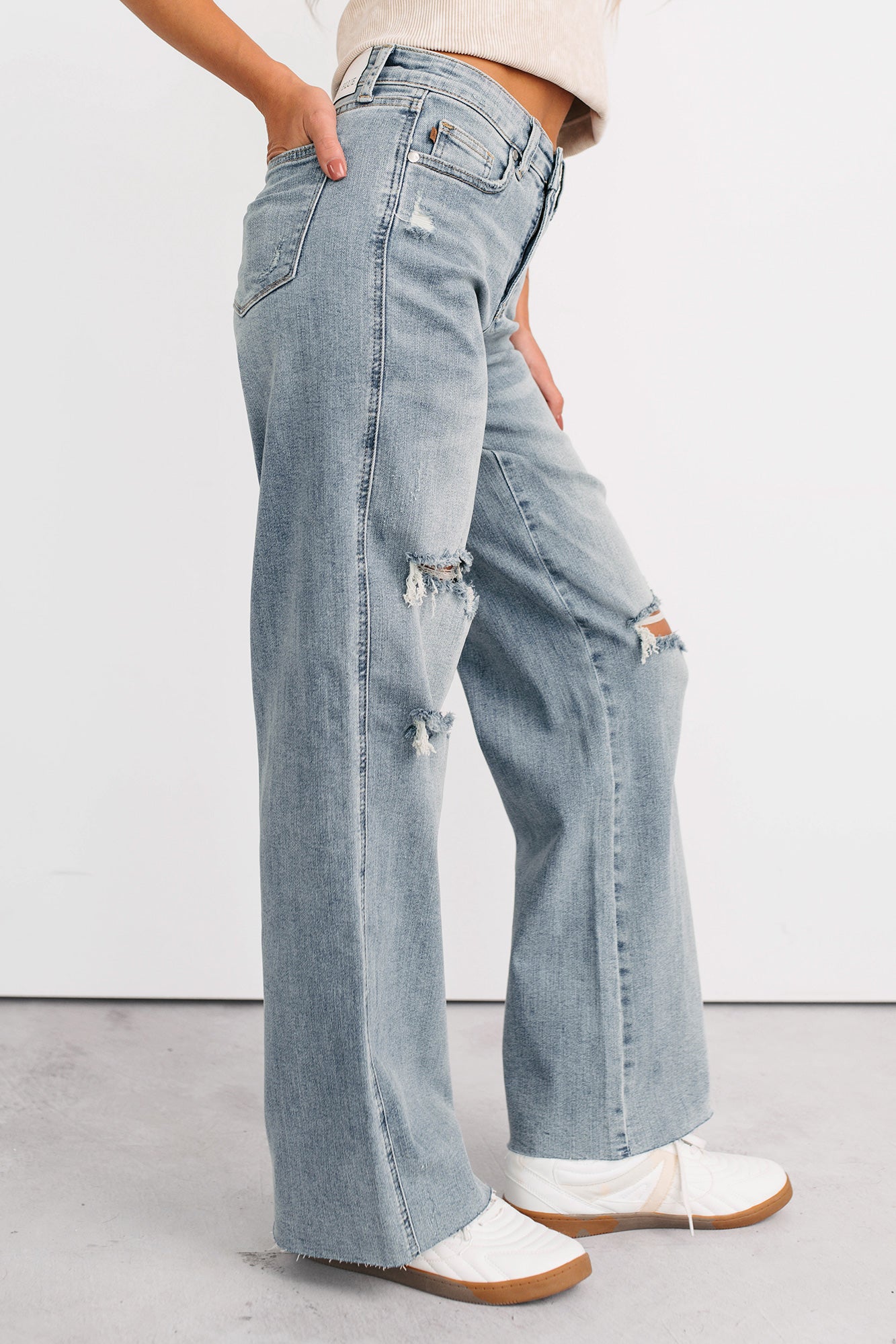 Romero Mid Rise Ripped Judy Blue Wide Leg Jeans (Light)