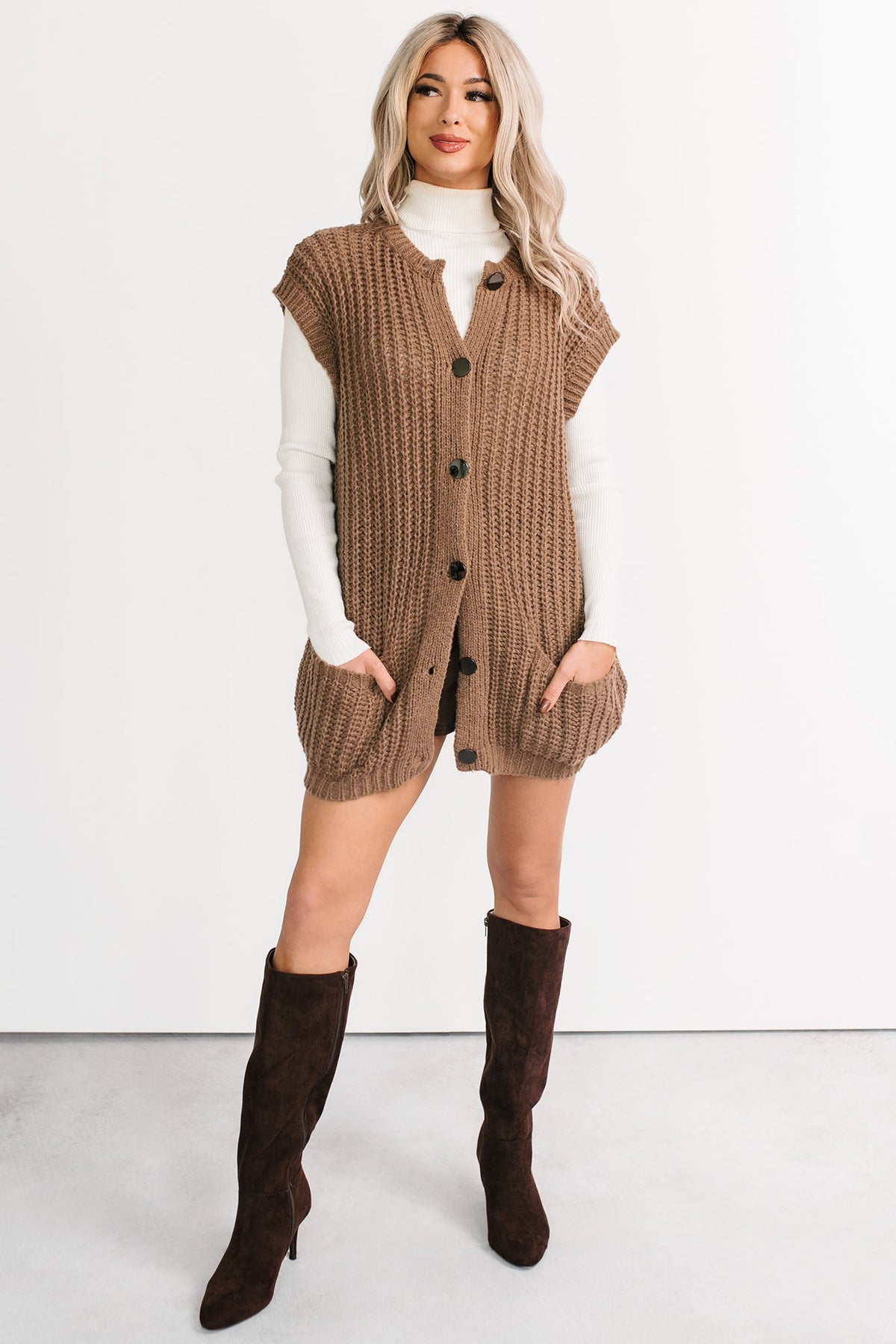 Cozy Carry Short Sleeve Cardigan (Brown)