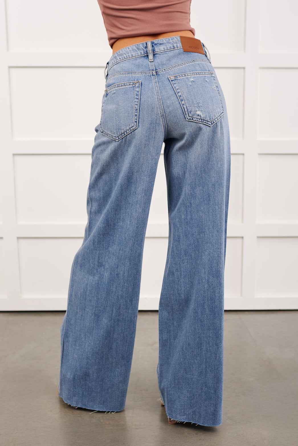 Ander Distressed Wide Leg Hidden Jeans (Medium)