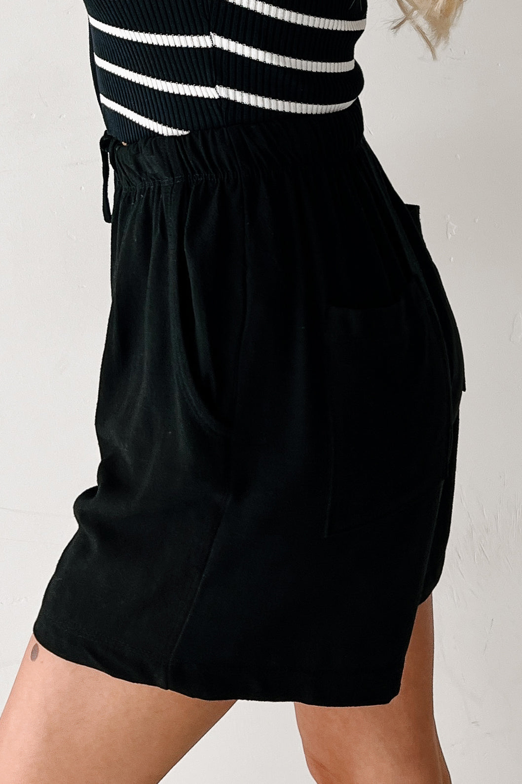 Embracing Flow High Rise Linen Shorts (Black)