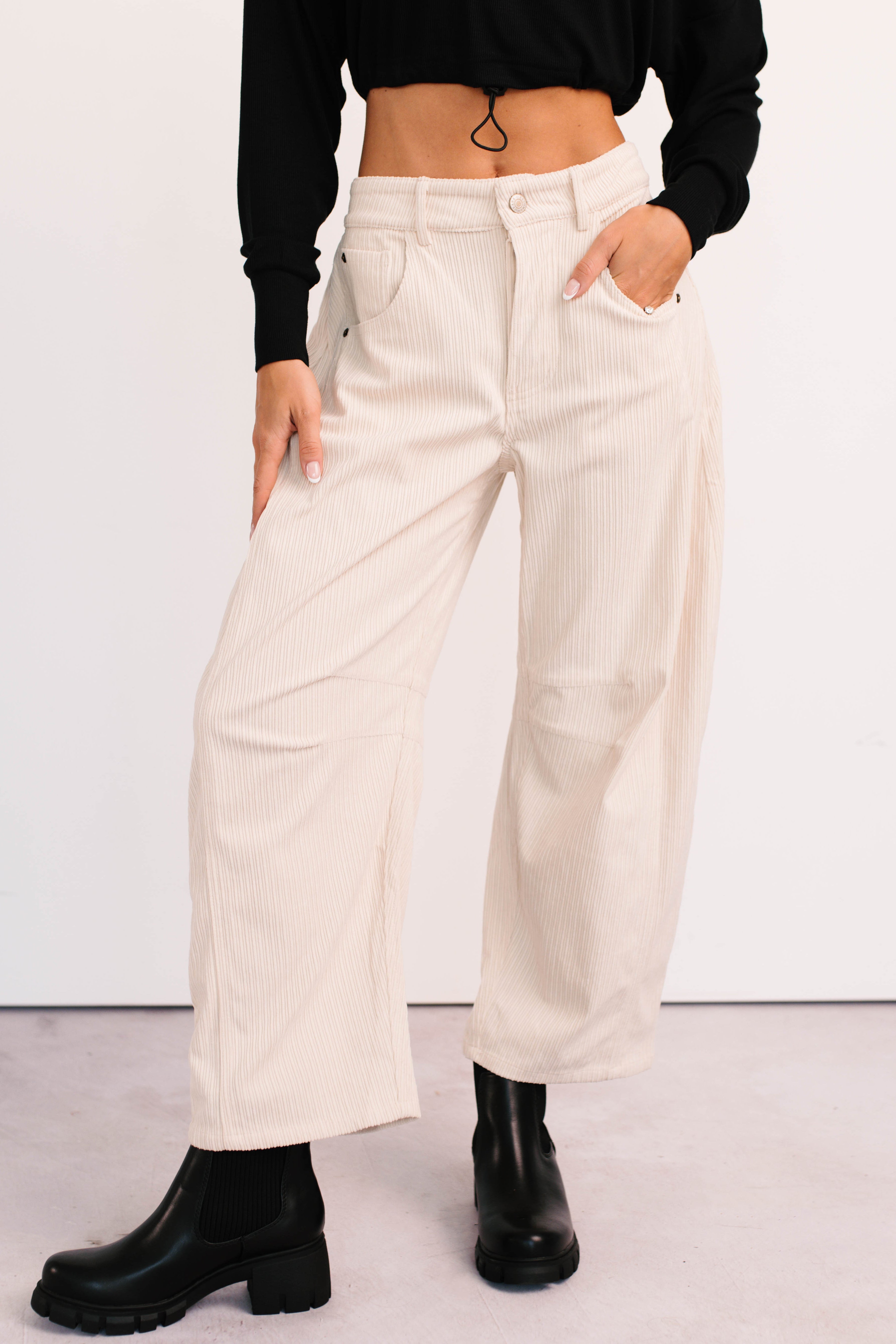 Leo Corduroy Barrel Leg Pants (Bone)