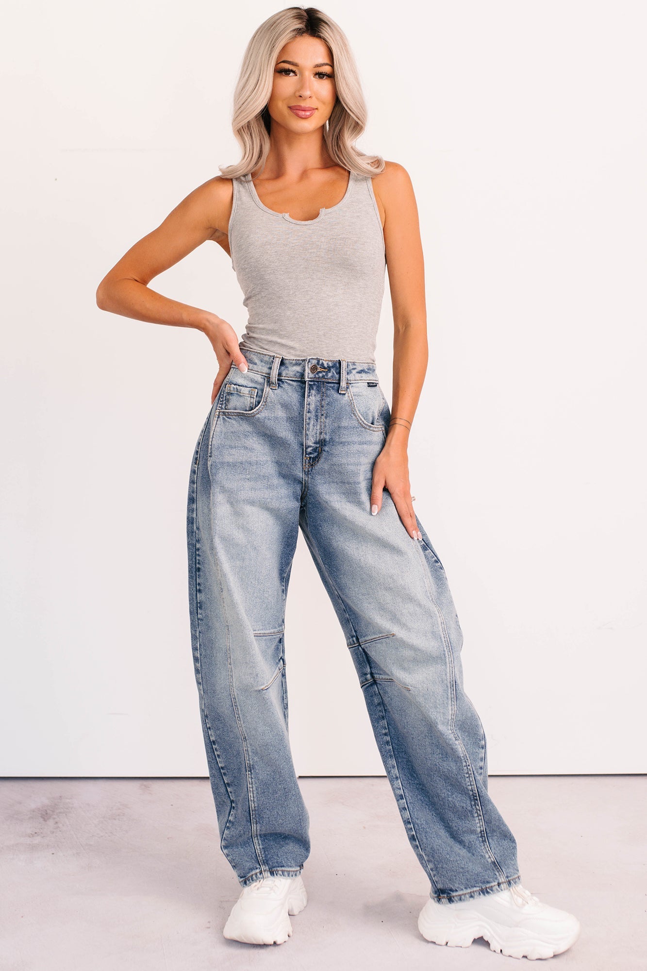 Daily Icon Notched Signature 8 Rib Knit Tank (Heather Grey)