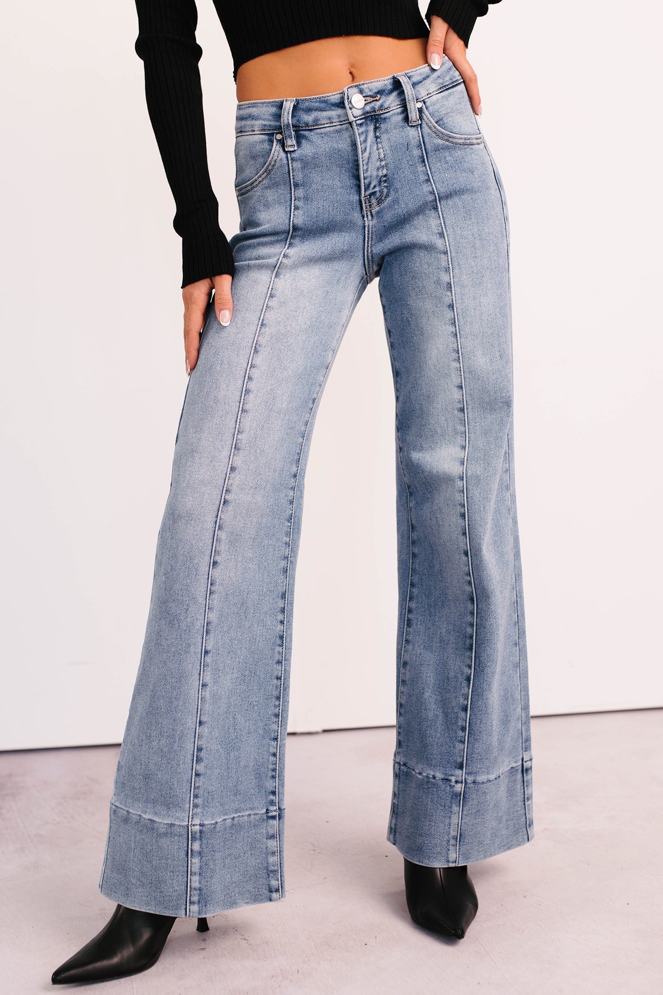 Mariana Flared Tummy Control Risen Jeans (Medium)