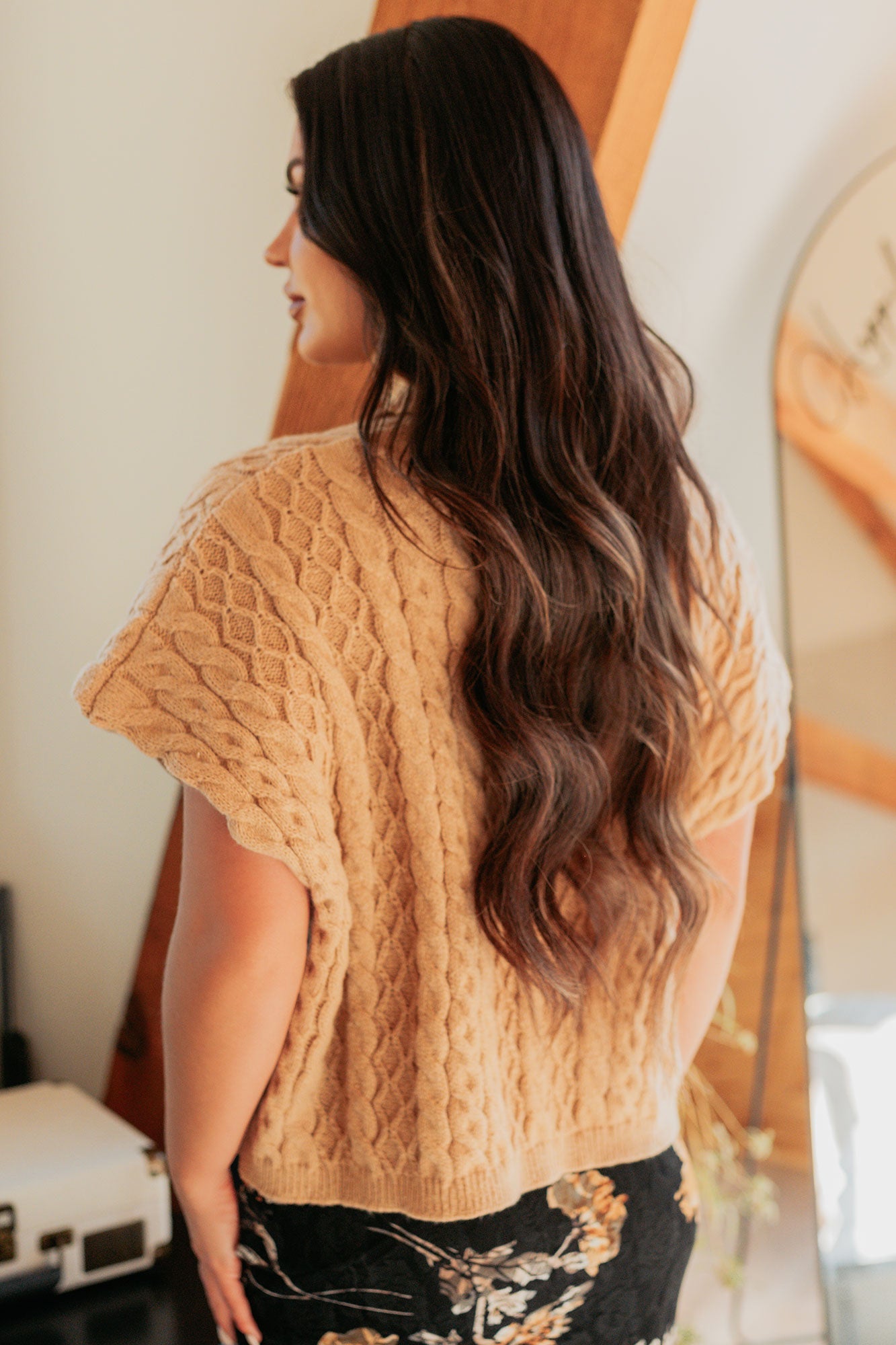 Cozy Escape Short Sleeve Cable Knit Sweater (Taupe)