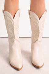 Cowgirl Glow Pointed Toe Western Boots (Sand)